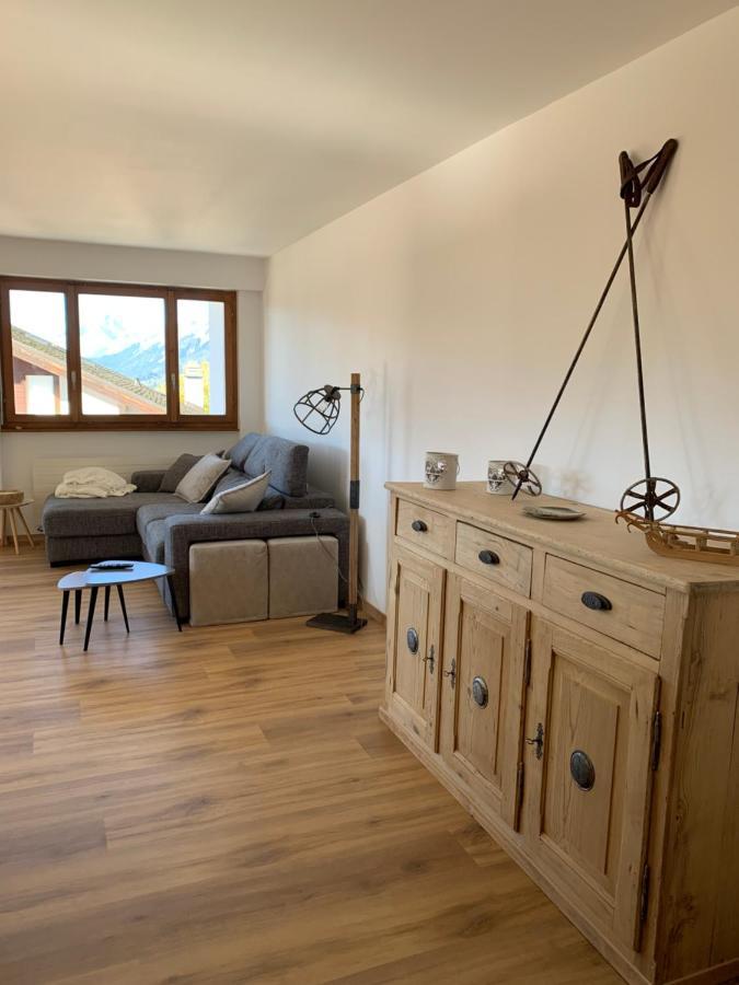 La Jacinthe De Crans Apartment Luaran gambar