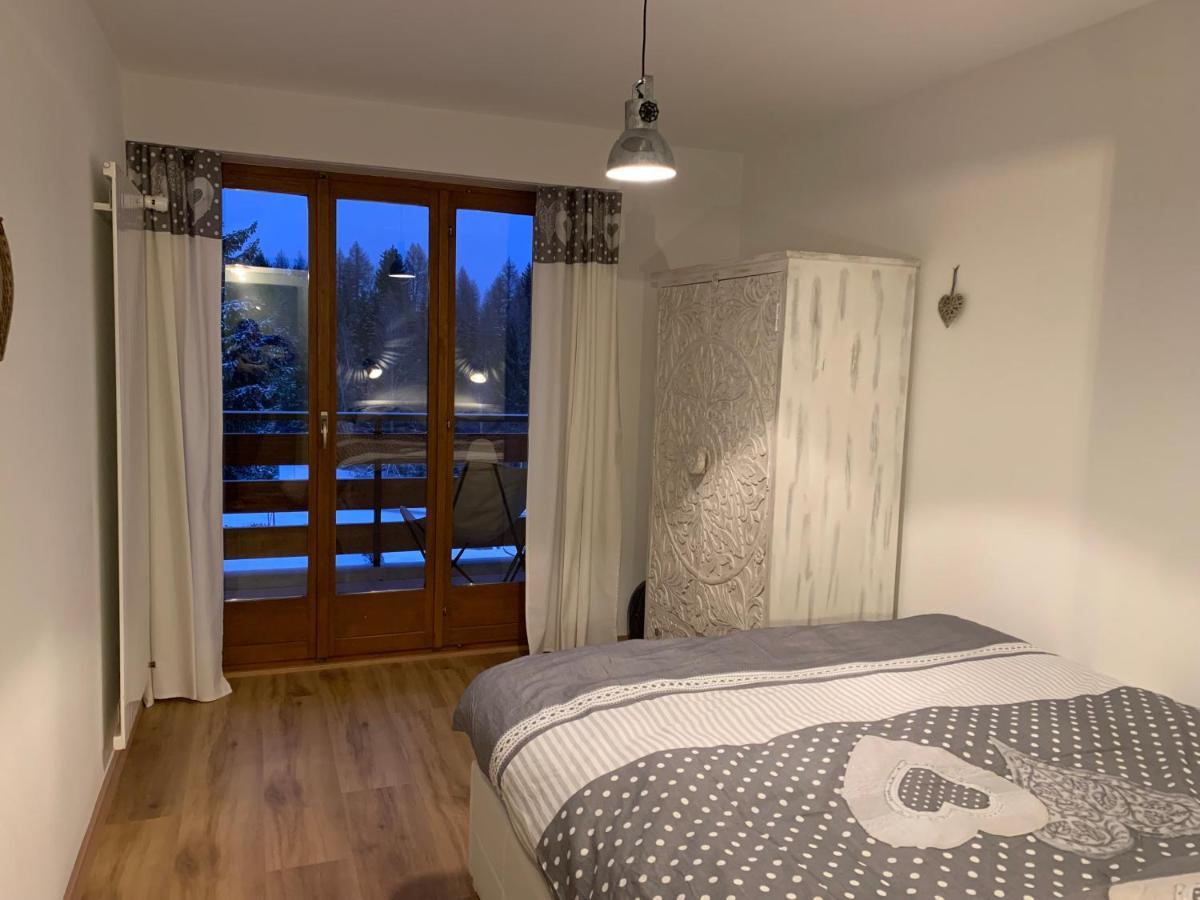 La Jacinthe De Crans Apartment Luaran gambar