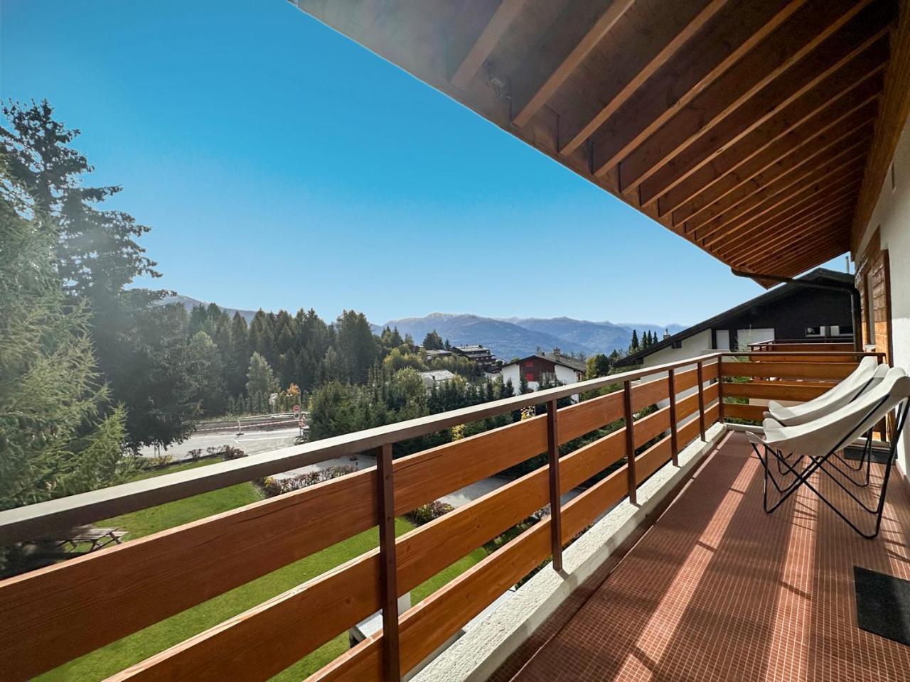 La Jacinthe De Crans Apartment Luaran gambar